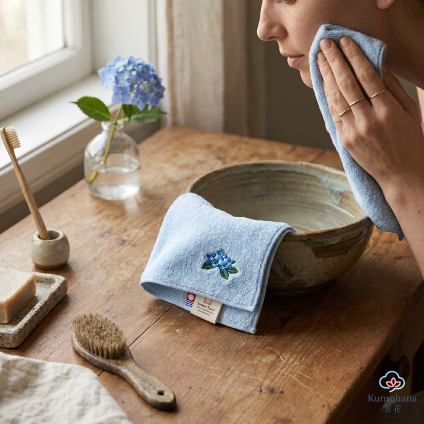 Artistry in Every Thread: The Imabari Botanical Garden Towel Handkerchief Arrives at Kumohana
