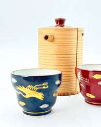 KIYOMIZU WARE SAKE SERVER | AKA MAKI KINGIN TSURU × MAGEWAPPA, 400ml 赤蒔金銀鶴 X 曲げわっぱ | NISHIKAWA