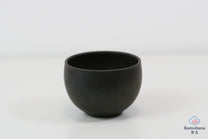 HANDMADE JAPANESE MATCHA BOWL | BLACK SAKURA | TOHKEN-GAMA 陶謙窯