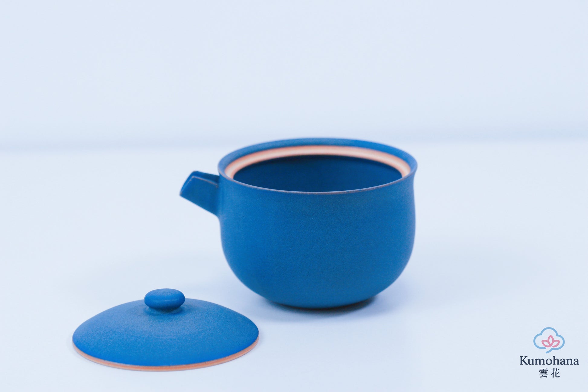 HANDMADE JAPANESE KATAKUCHI SAKE PITCHER | INDIGO BLUE | TOHKEN-GAMA 陶謙窯
