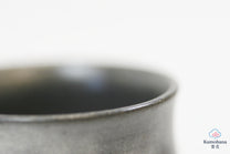 HANDMADE JAPANESE OCHOKO SAKE CUP | GREY | TOHKEN-GAMA 陶謙窯