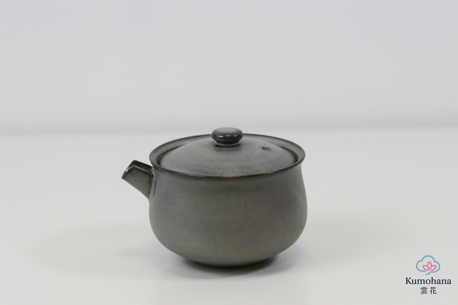 HANDMADE JAPANESE KATAKUCHI SAKE PITCHER | TOHKEN-GAMA 陶謙窯