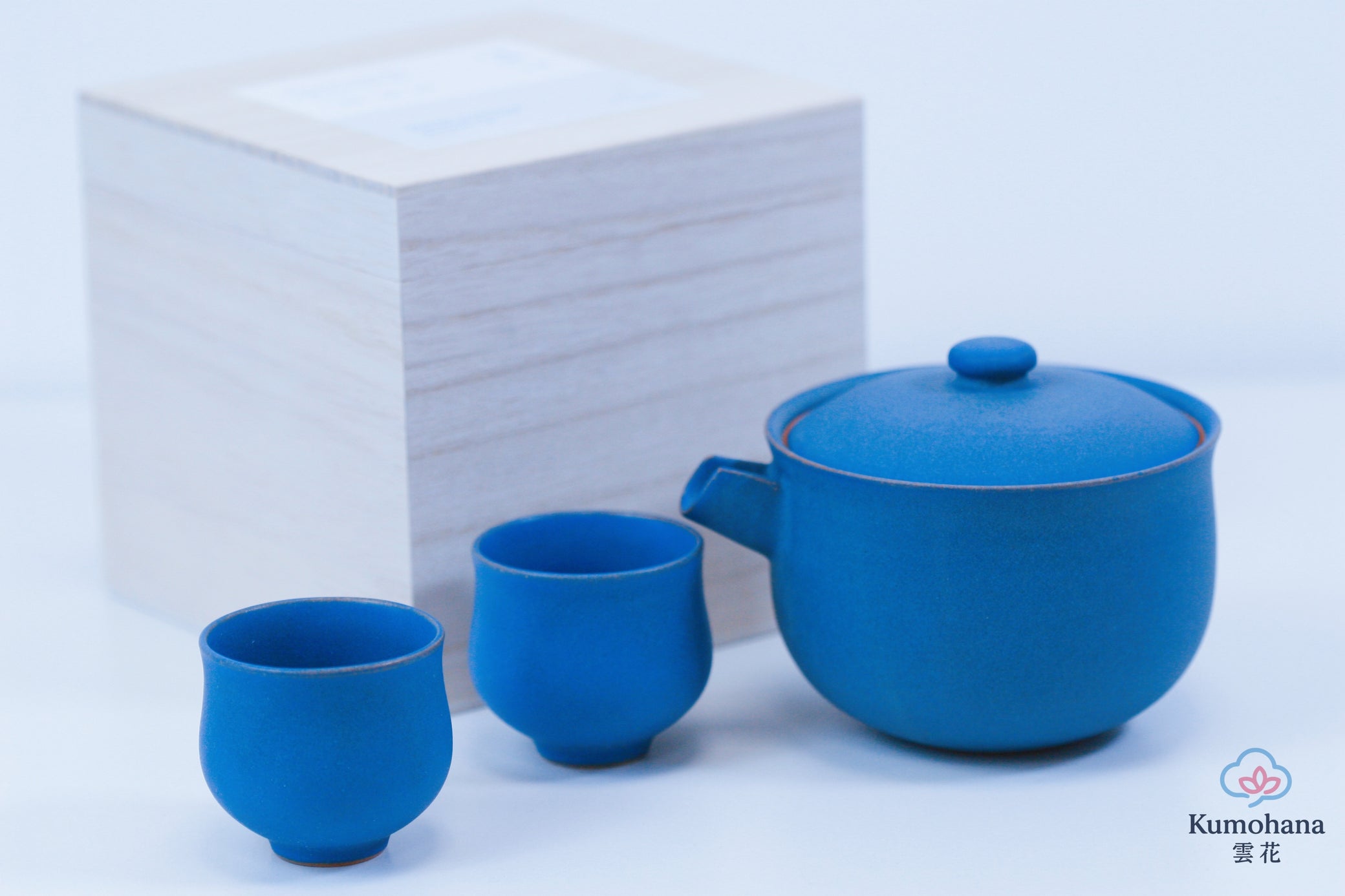 HANDMADE JAPANESE KATAKUCHI SAKE SET | INDIGO BLUE | LIDDED KATAKUCHI + 2 OCHOKO CUPS | TOHKEN-GAMA 陶謙窯