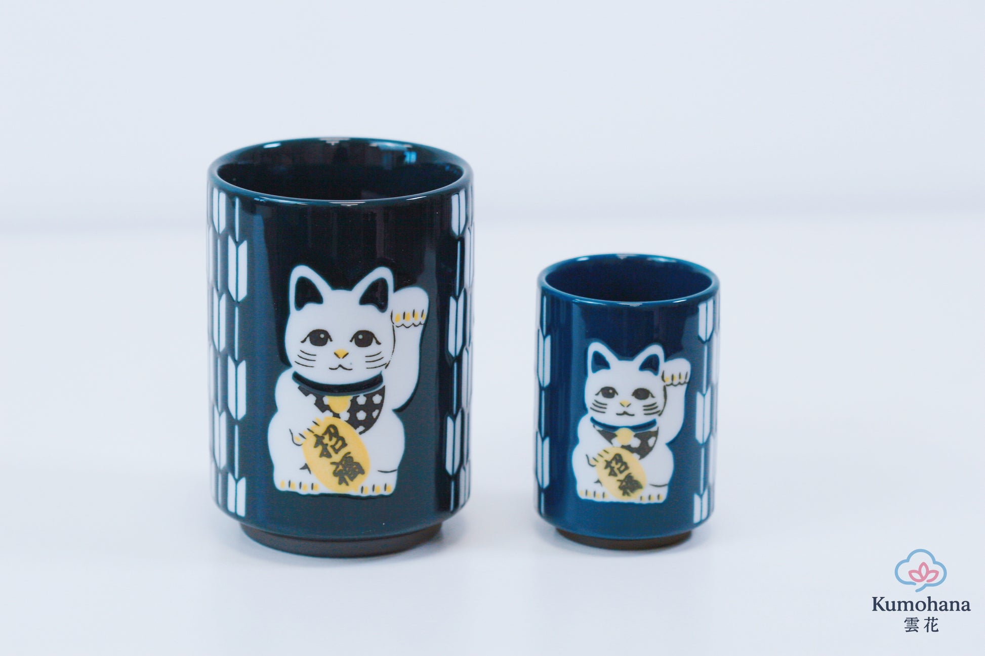 JAPANESE TEA CUP | BLUE MANEKI-NEKO  | MINO WARE 美濃土産
