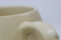 JAPANESE CERAMIC MUG | CREAM DARUMA | MINO WARE 美濃土産