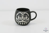 JAPANESE CERAMIC MUG | BLACK DARUMA | MINO WARE 美濃土産