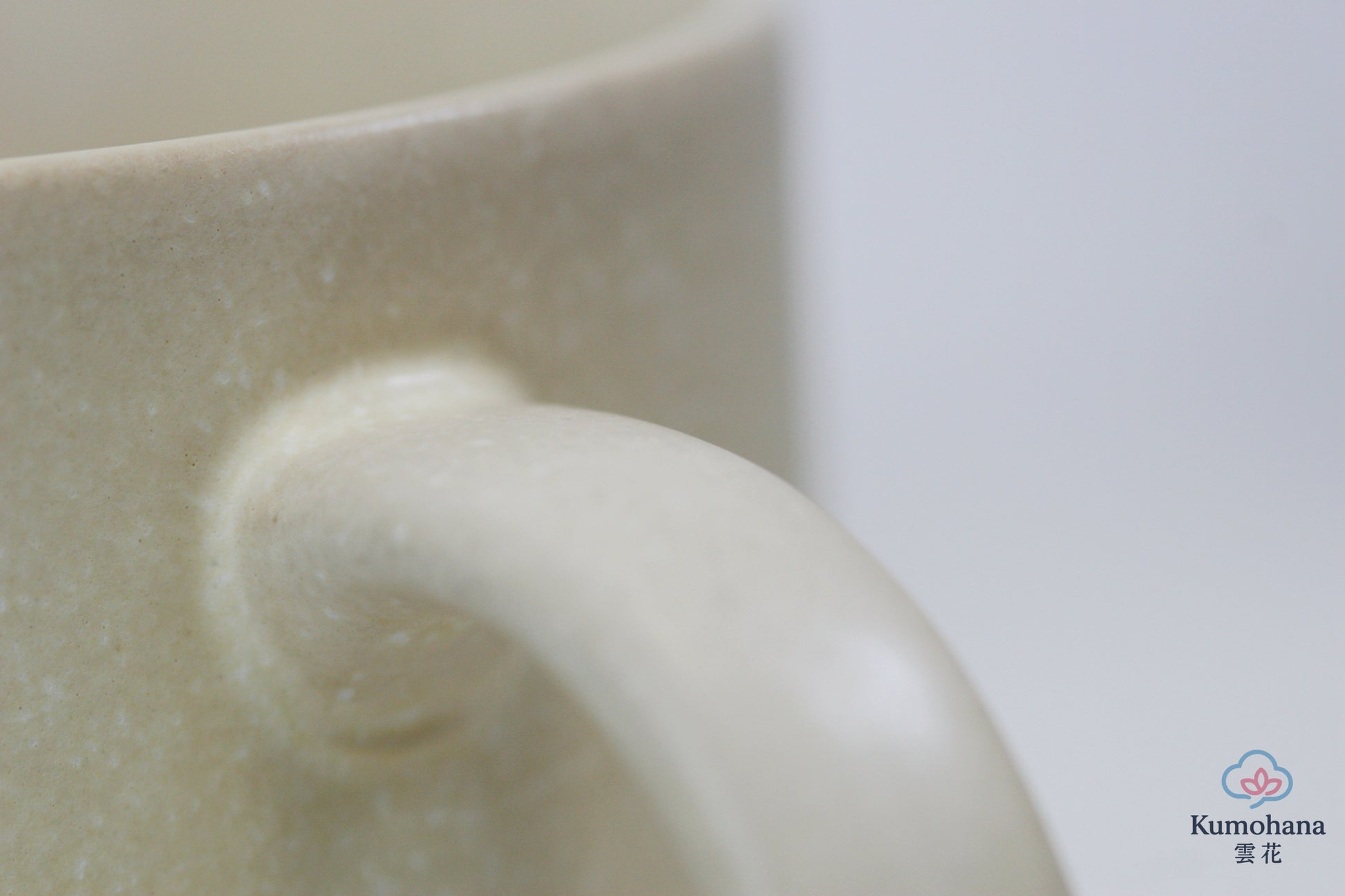 JAPANESE CERAMIC MUG | LARGE CREAM DARUMA | MINO WARE 美濃土産