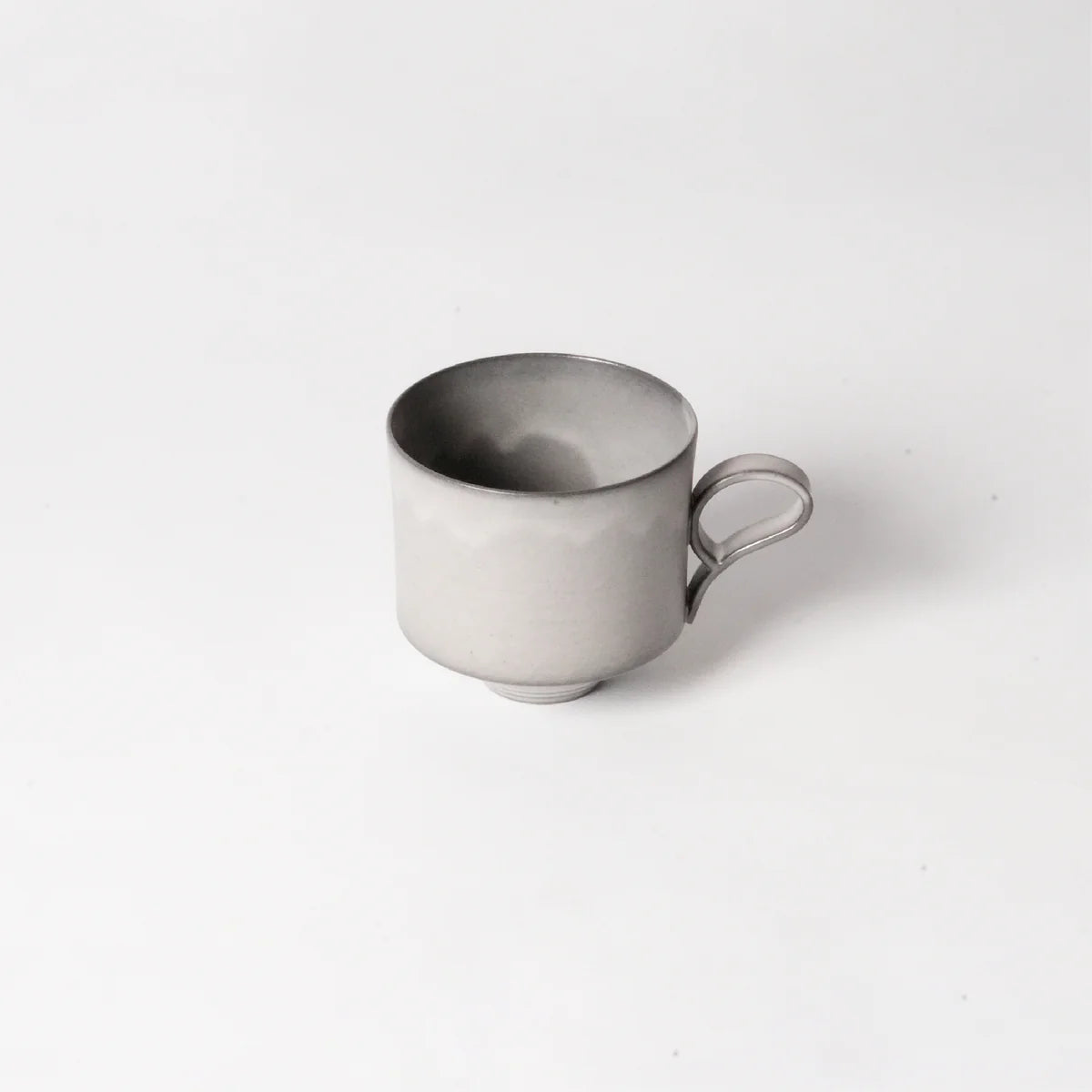 HANDMADE JAPANESE LIGHTWEIGHT MUG | GREY | TOHKEN-GAMA 陶謙窯