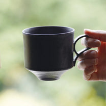 HANDMADE JAPANESE LIGHTWEIGHT MUG | IVORY | TOHKEN-GAMA 陶謙窯