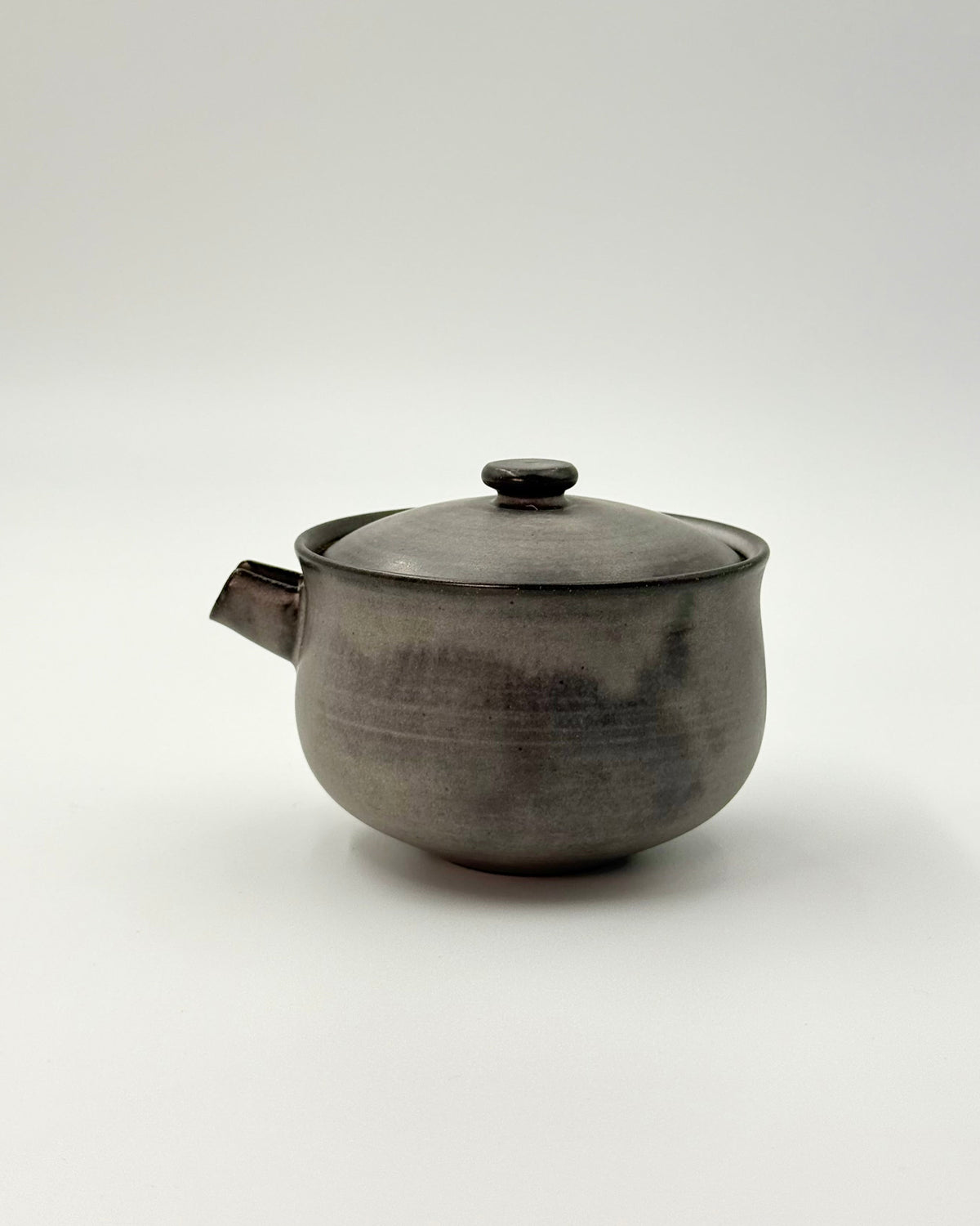 HANDMADE JAPANESE KATAKUCHI SAKE PITCHER | TOHKEN-GAMA 陶謙窯