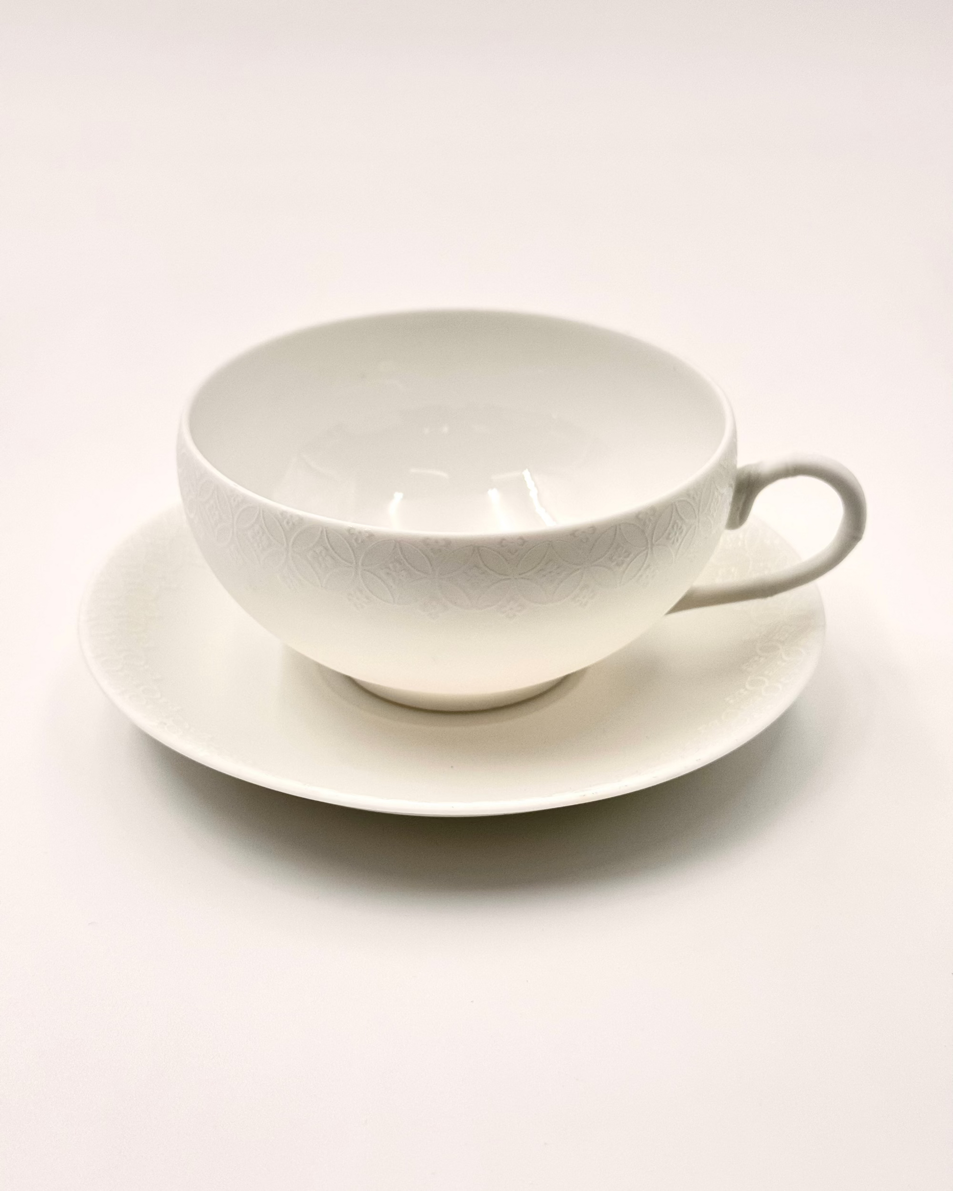 HANDMADE JAPANESE NAGIKA TEACUP &amp; SAUCER | NISHIKAWA JAPAN