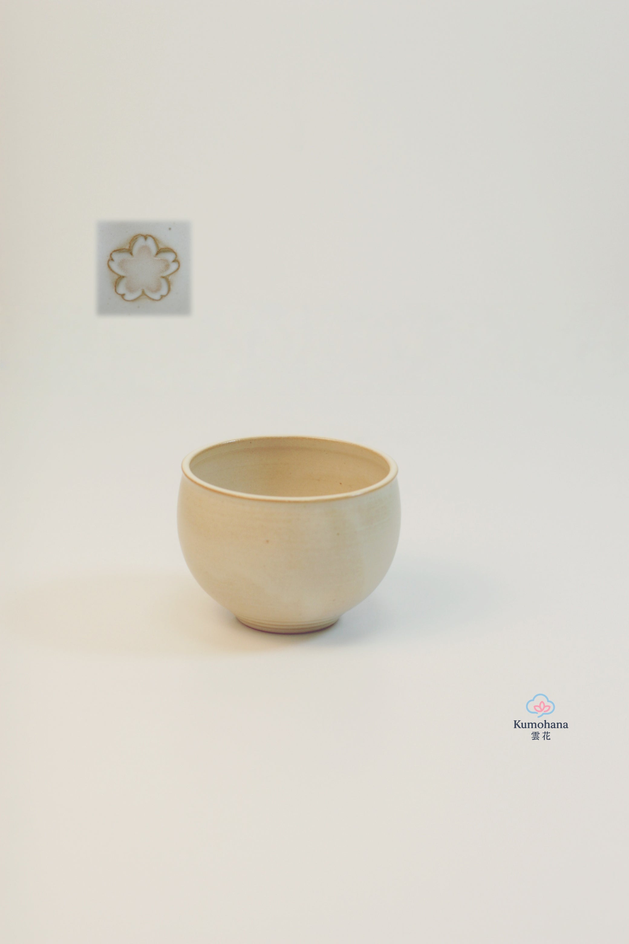 HANDMADE JAPANESE MATCHA BOWL | BEIGE SAKURA | TOHKEN-GAMA 陶謙窯