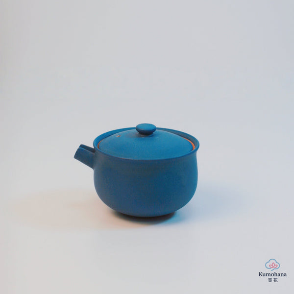 HANDMADE JAPANESE KATAKUCHI SAKE PITCHER | INDIGO BLUE | TOHKEN-GAMA 陶謙窯