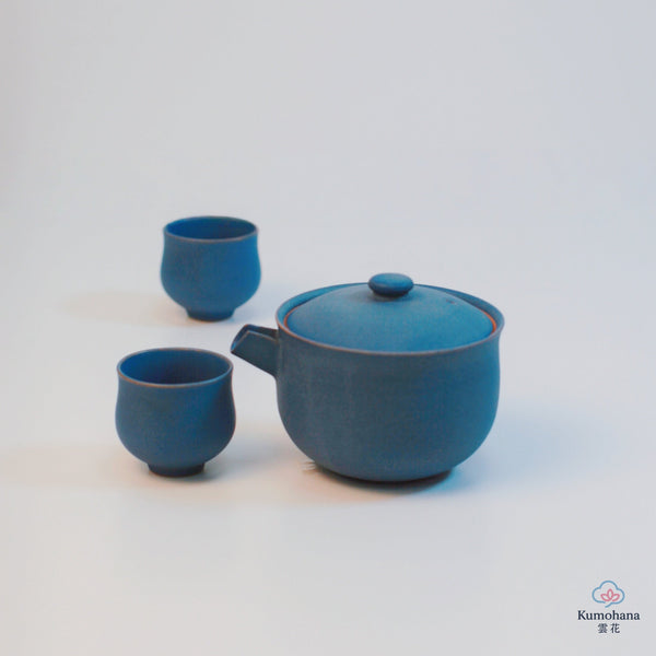 HANDMADE JAPANESE KATAKUCHI SAKE SET | INDIGO BLUE | LIDDED KATAKUCHI + 2 OCHOKO CUPS | TOHKEN-GAMA 陶謙窯