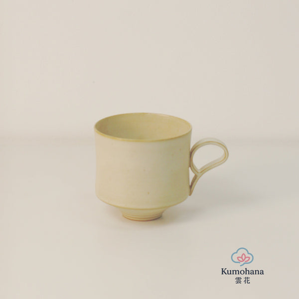 HANDMADE JAPANESE LIGHTWEIGHT MUG | IVORY | TOHKEN-GAMA 陶謙窯