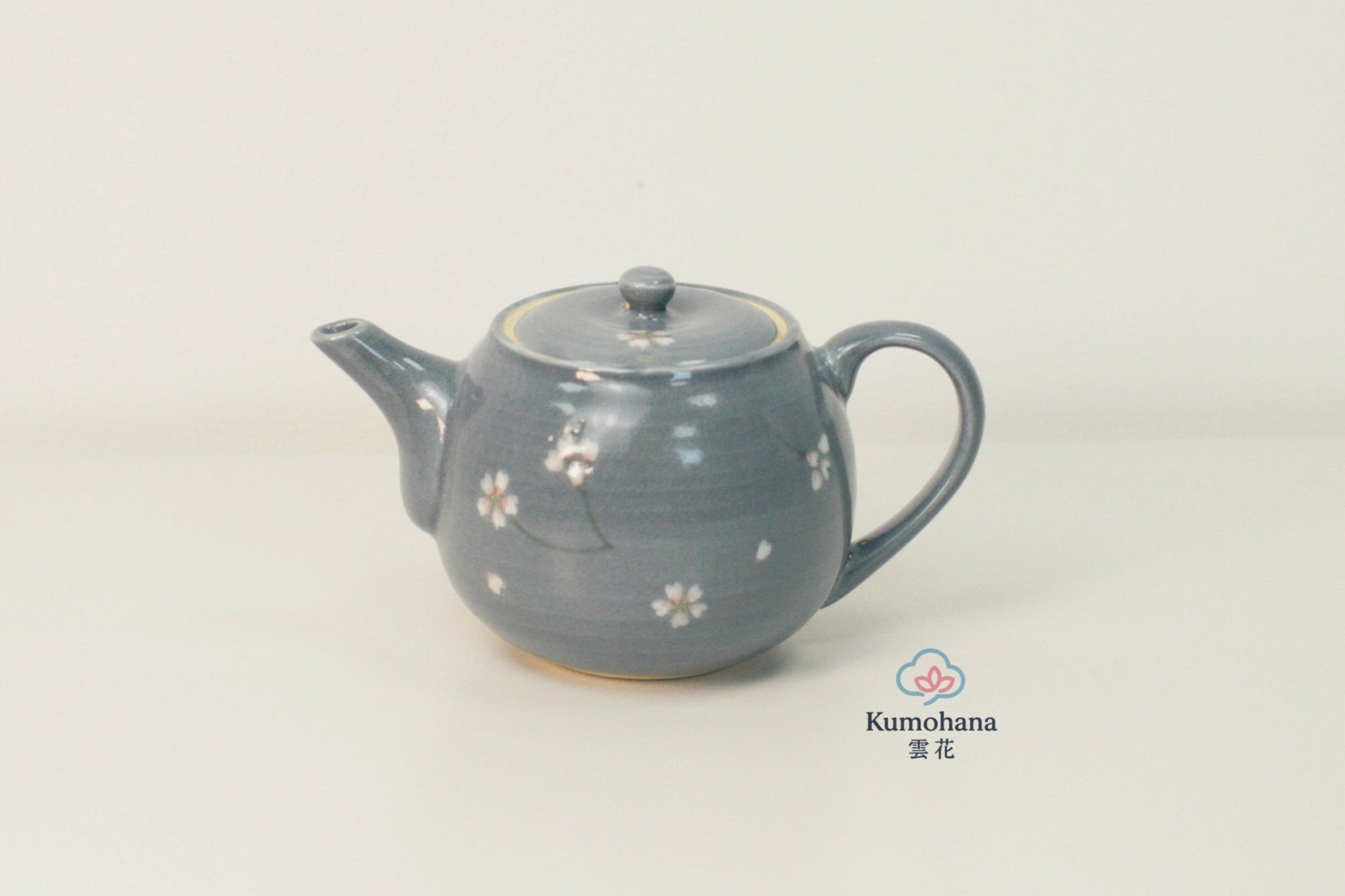 HANDMADE JAPANESE TEAPOT | USUZUMI SAKURA | TOUSENGAMA 陶泉窯
