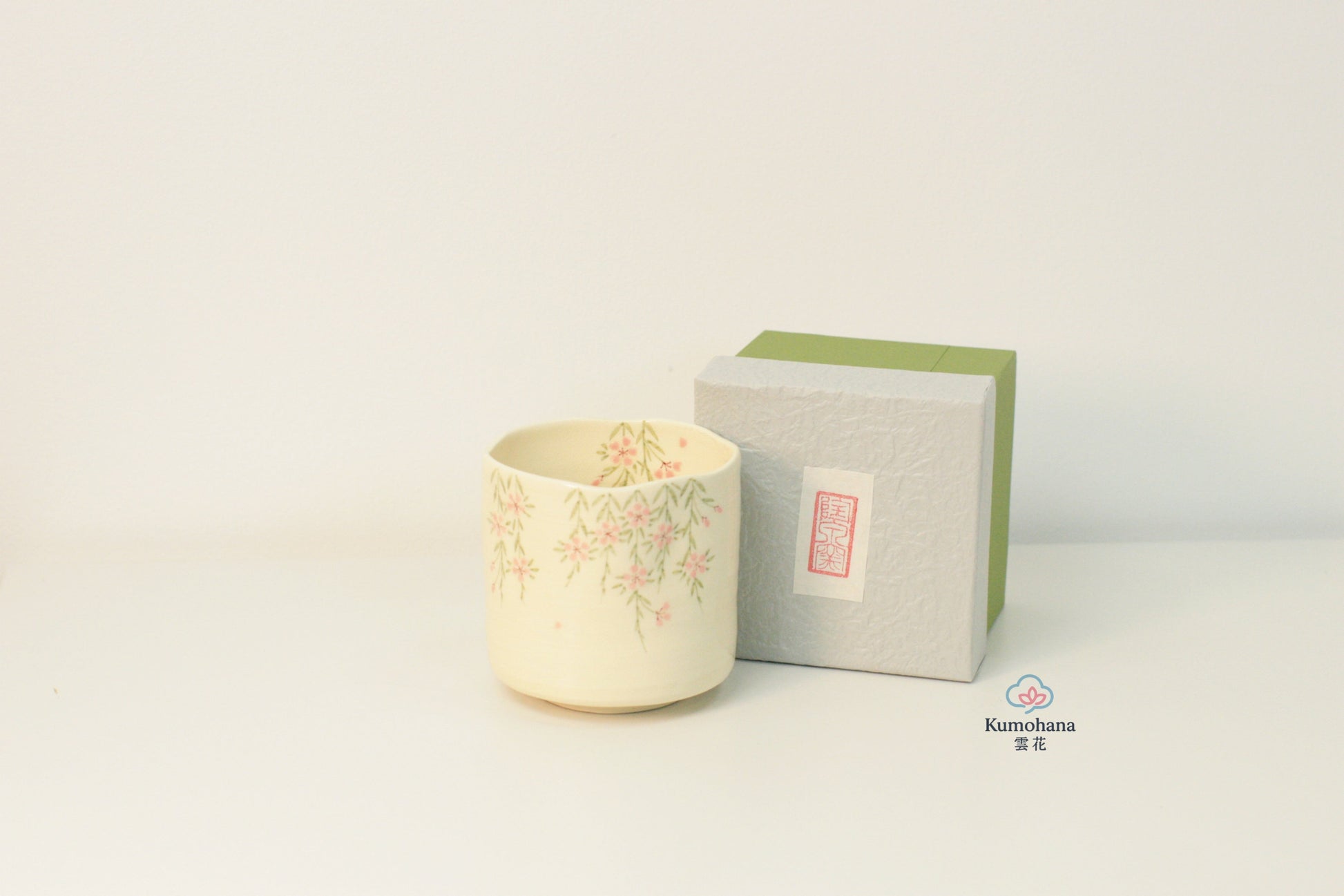 HANDMADE JAPANESE TEACUP | GION SAKURA | TOUSENGAMA 陶泉窯