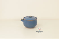 HANDMADE JAPANESE KATAKUCHI SAKE PITCHER | INDIGO BLUE | TOHKEN-GAMA 陶謙窯