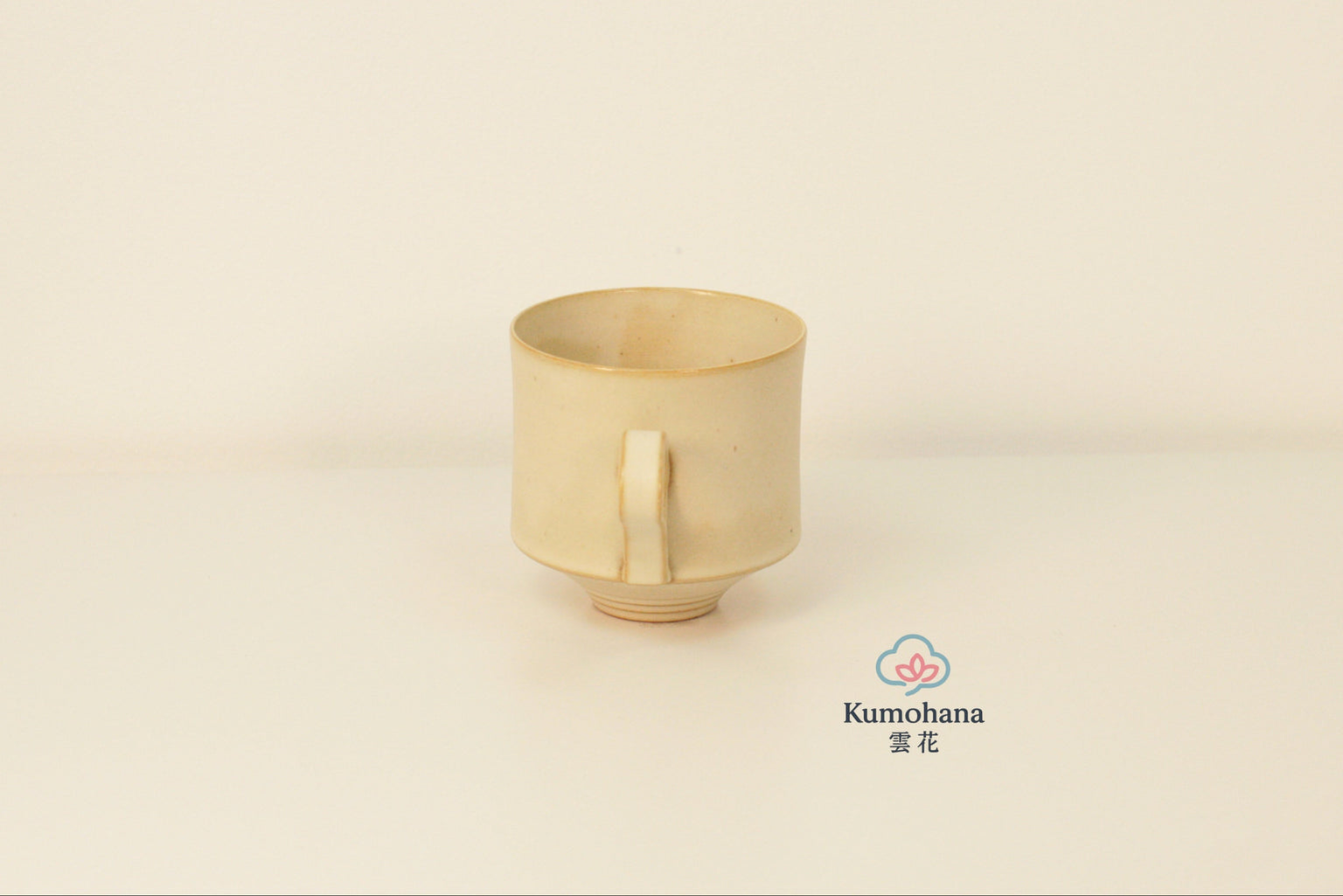 HANDMADE JAPANESE LIGHTWEIGHT MUG | IVORY | TOHKEN-GAMA 陶謙窯