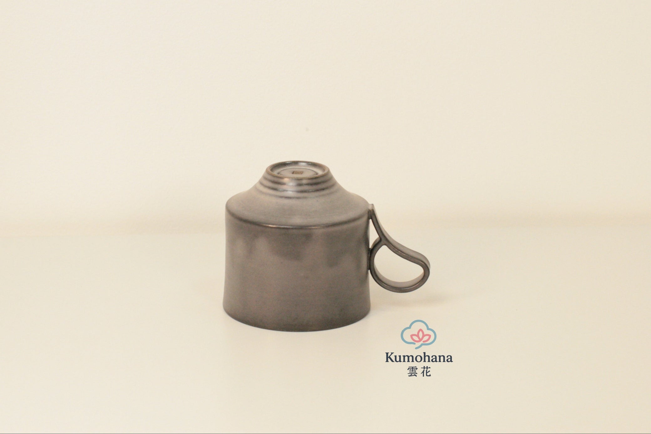 HANDMADE JAPANESE LIGHTWEIGHT MUG | GREY | TOHKEN-GAMA 陶謙窯
