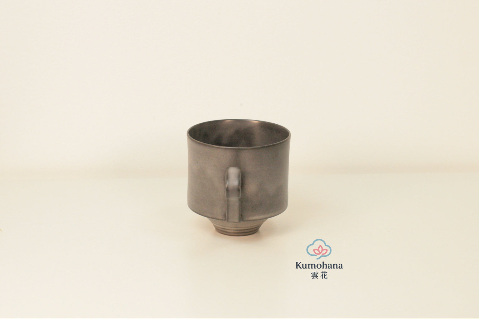 HANDMADE JAPANESE LIGHTWEIGHT MUG | GREY | TOHKEN-GAMA 陶謙窯