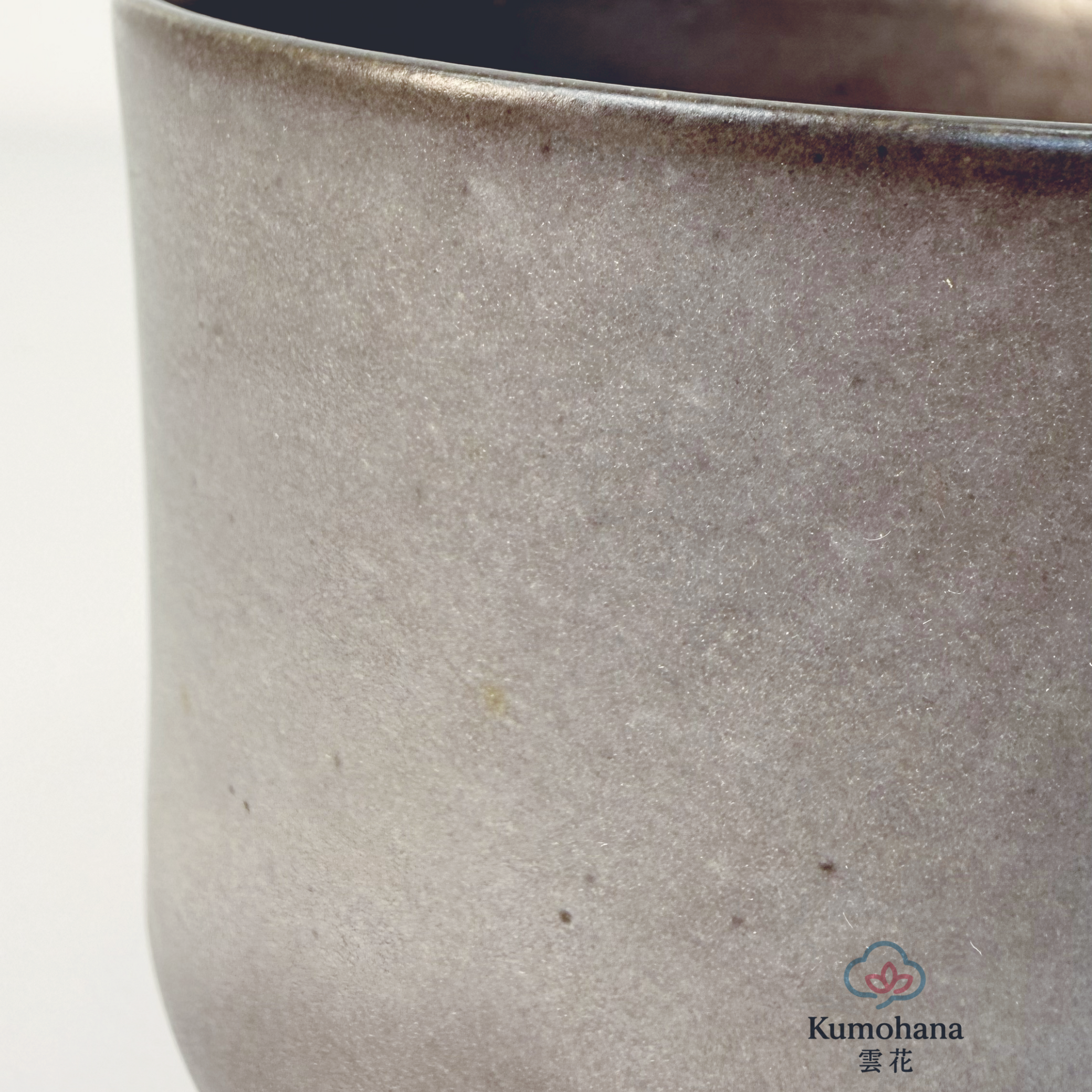 HANDMADE JAPANESE LIGHTWEIGHT MUG | GREY | TOHKEN-GAMA 陶謙窯