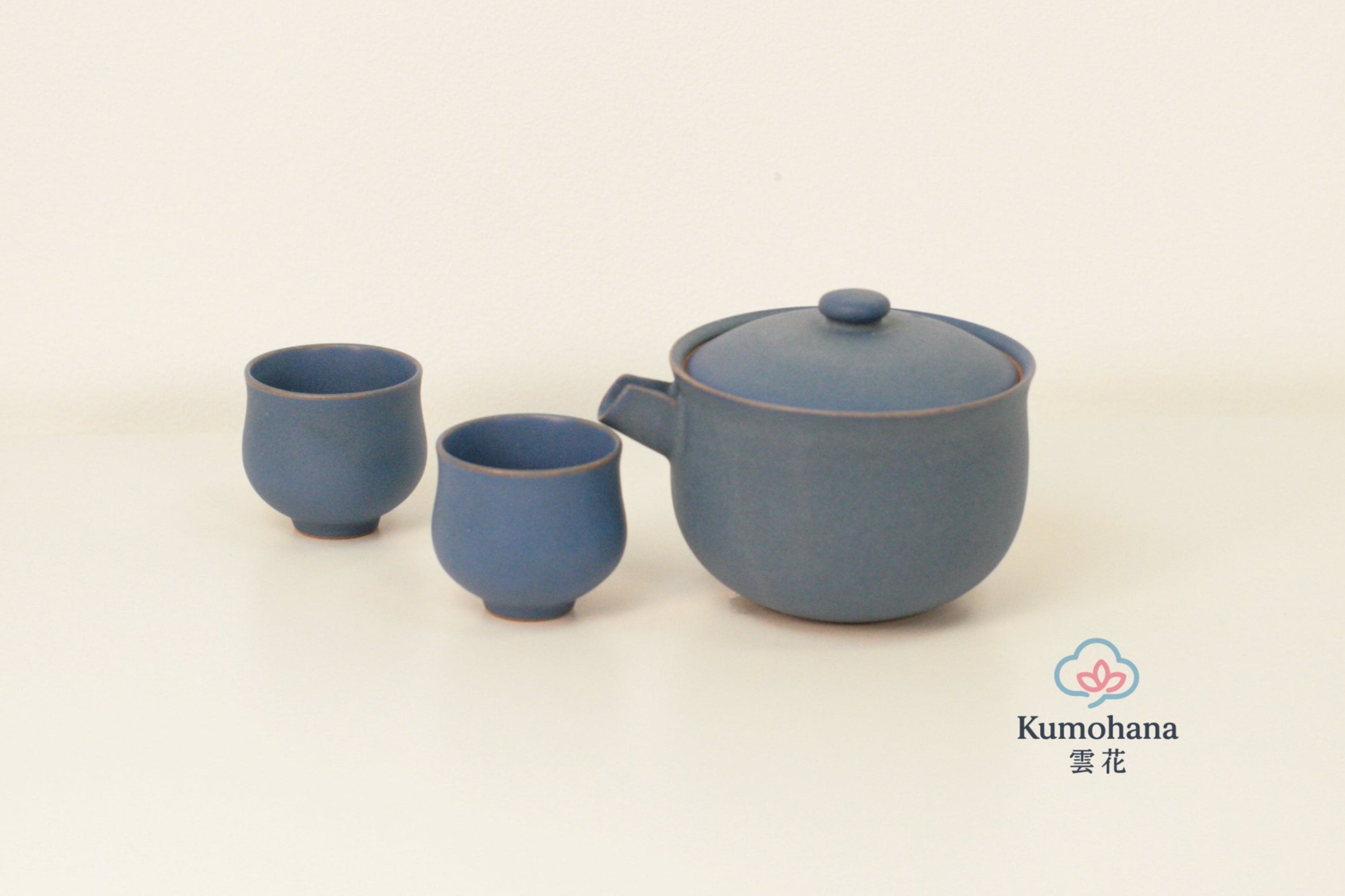 HANDMADE JAPANESE KATAKUCHI SAKE SET | INDIGO BLUE | LIDDED