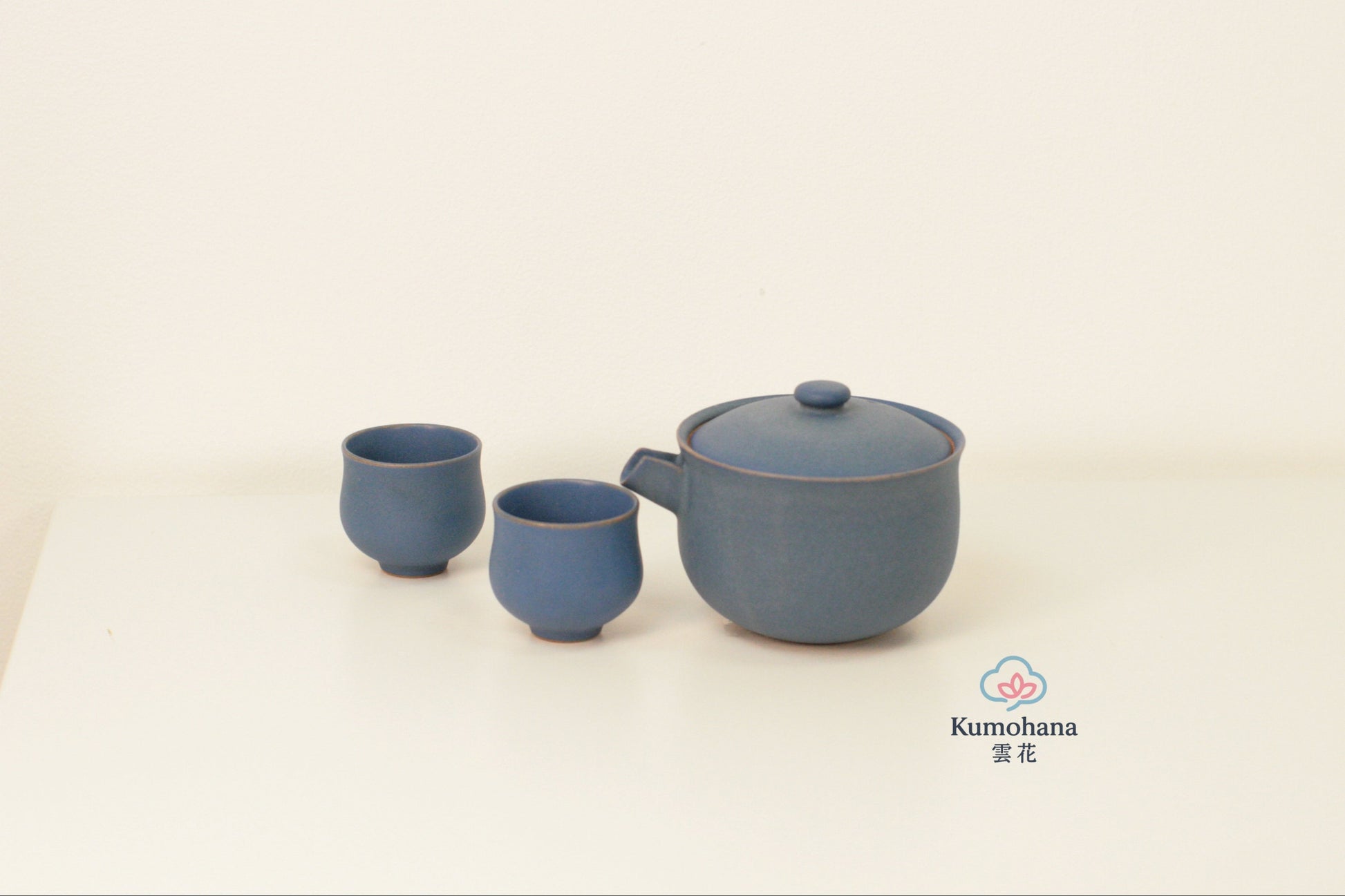 HANDMADE JAPANESE KATAKUCHI SAKE SET | INDIGO BLUE | LIDDED KATAKUCHI + 2 OCHOKO CUPS | TOHKEN-GAMA 陶謙窯