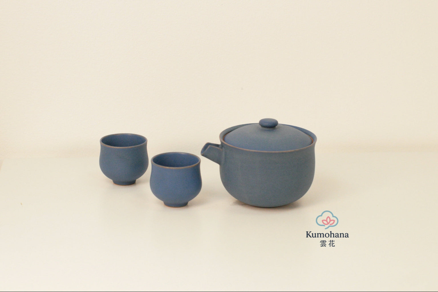 HANDMADE JAPANESE KATAKUCHI SAKE SET | INDIGO BLUE | LIDDED KATAKUCHI + 2 OCHOKO CUPS | TOHKEN-GAMA 陶謙窯