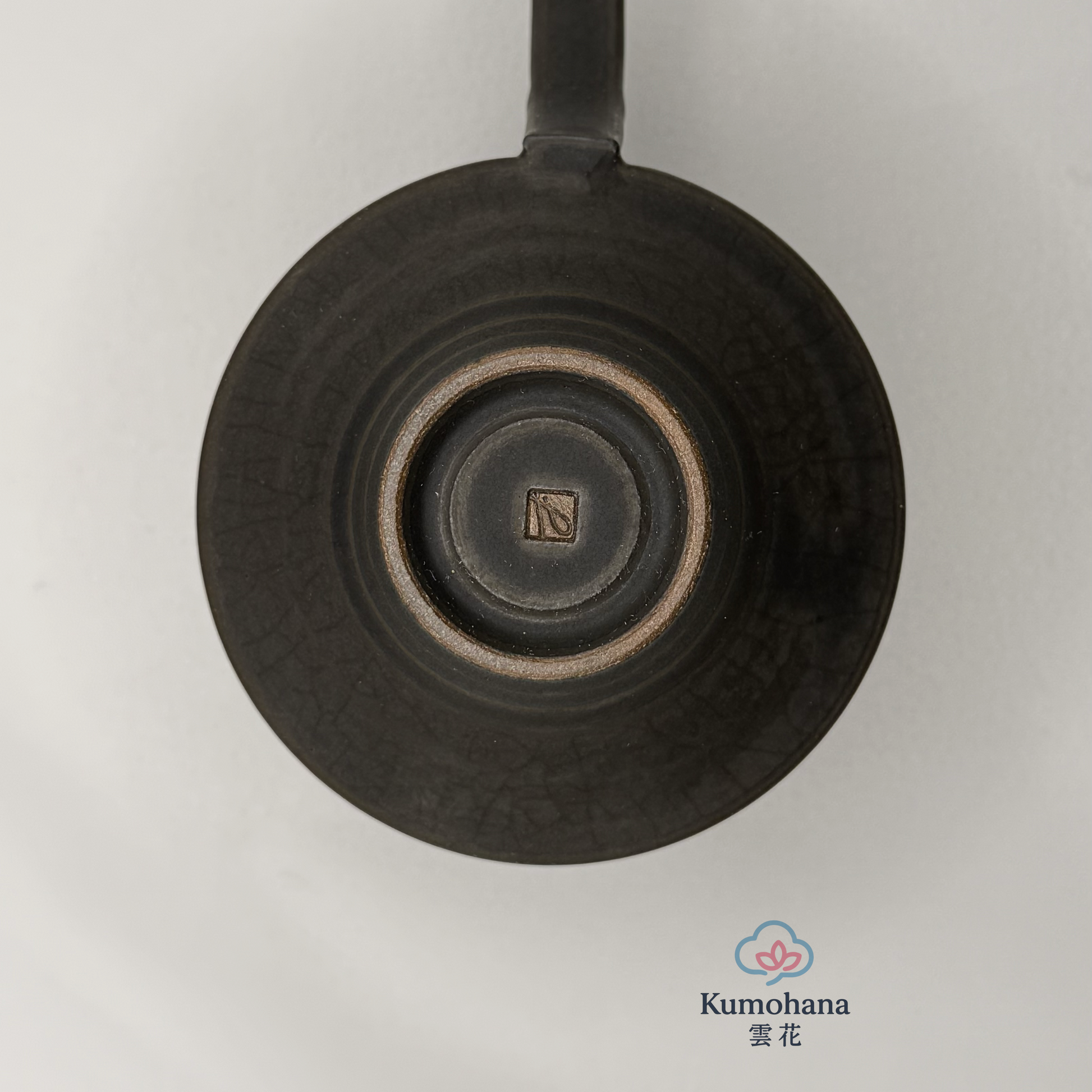 HANDMADE JAPANESE LIGHTWEIGHT MUG | BLACK | TOHKEN-GAMA 陶謙窯