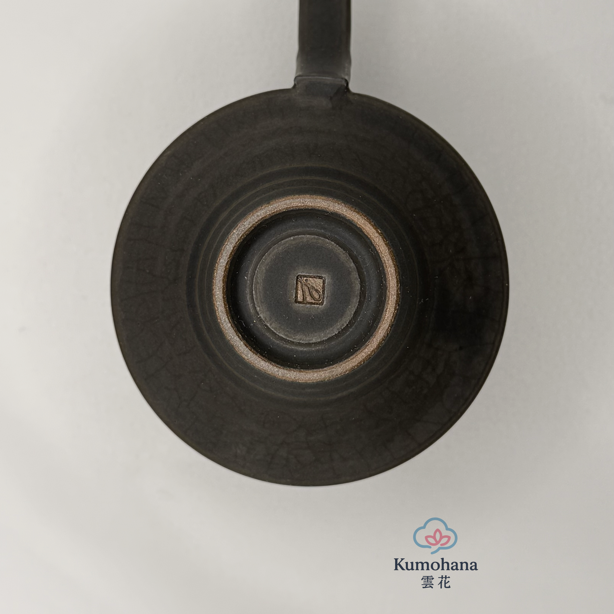 HANDMADE JAPANESE LIGHTWEIGHT MUG | BLACK | TOHKEN-GAMA 陶謙窯
