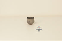 HANDMADE JAPANESE OCHOKO SAKE CUP | GREY | TOHKEN-GAMA 陶謙窯