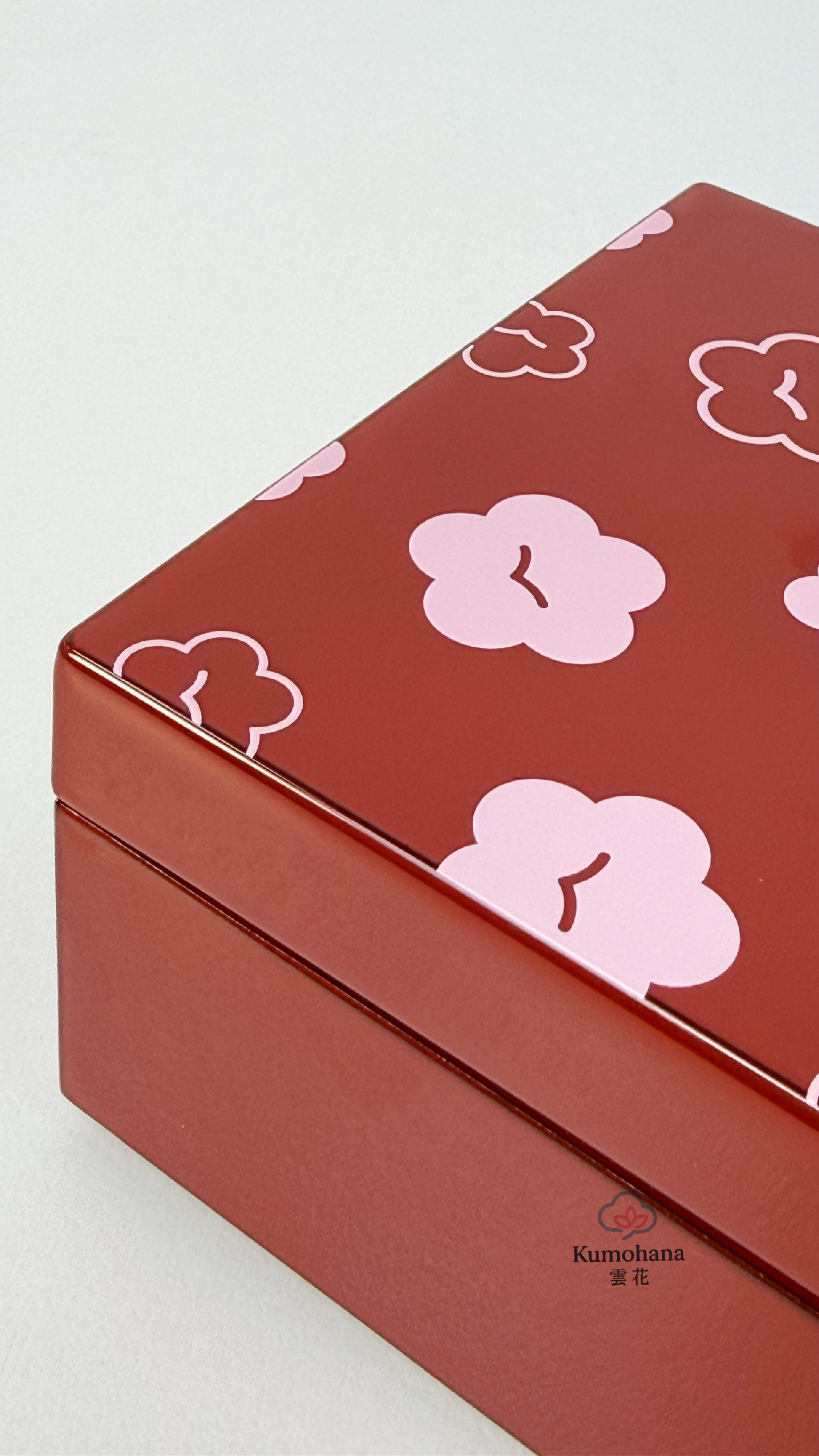 TRADITIONAL JAPANESE URUSHIKO HAKO LACQUER BOX| PLUM BLOSSOM | ISUKE 井助商店
