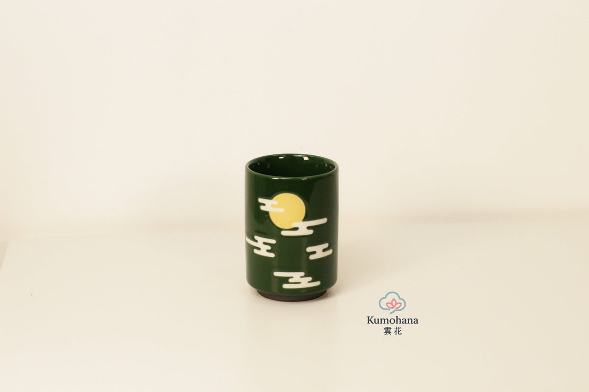 JAPANESE CERAMIC TEA CUP | GREEN DARUMA | MINO WARE 美濃土産