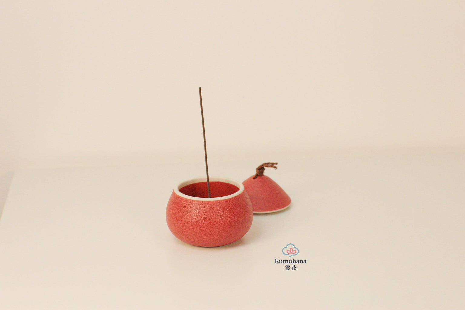 GOURD-SHAPED RED INCENSE BURNER | MATSUMOTO CHINA