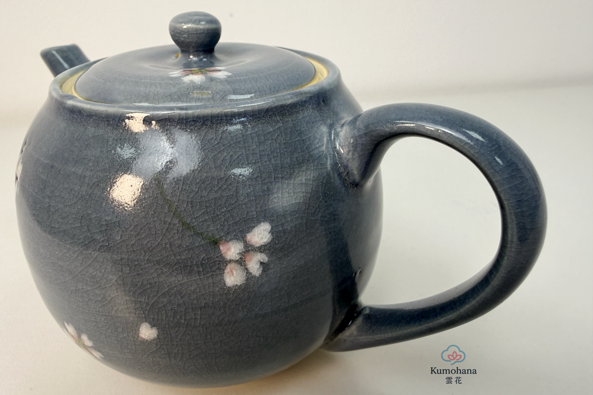 HANDMADE JAPANESE TEAPOT | USUZUMI SAKURA | TOUSENGAMA 陶泉窯