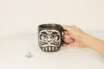 LARGE JAPANESE DARUMA CERAMIC MUG | MINO WARE 美濃土産