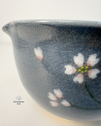 HANDMADE JAPANESE KATAKUCHI POURING VESSEL | USUZUMI SAKURA | TOUSENGAMA 陶泉窯