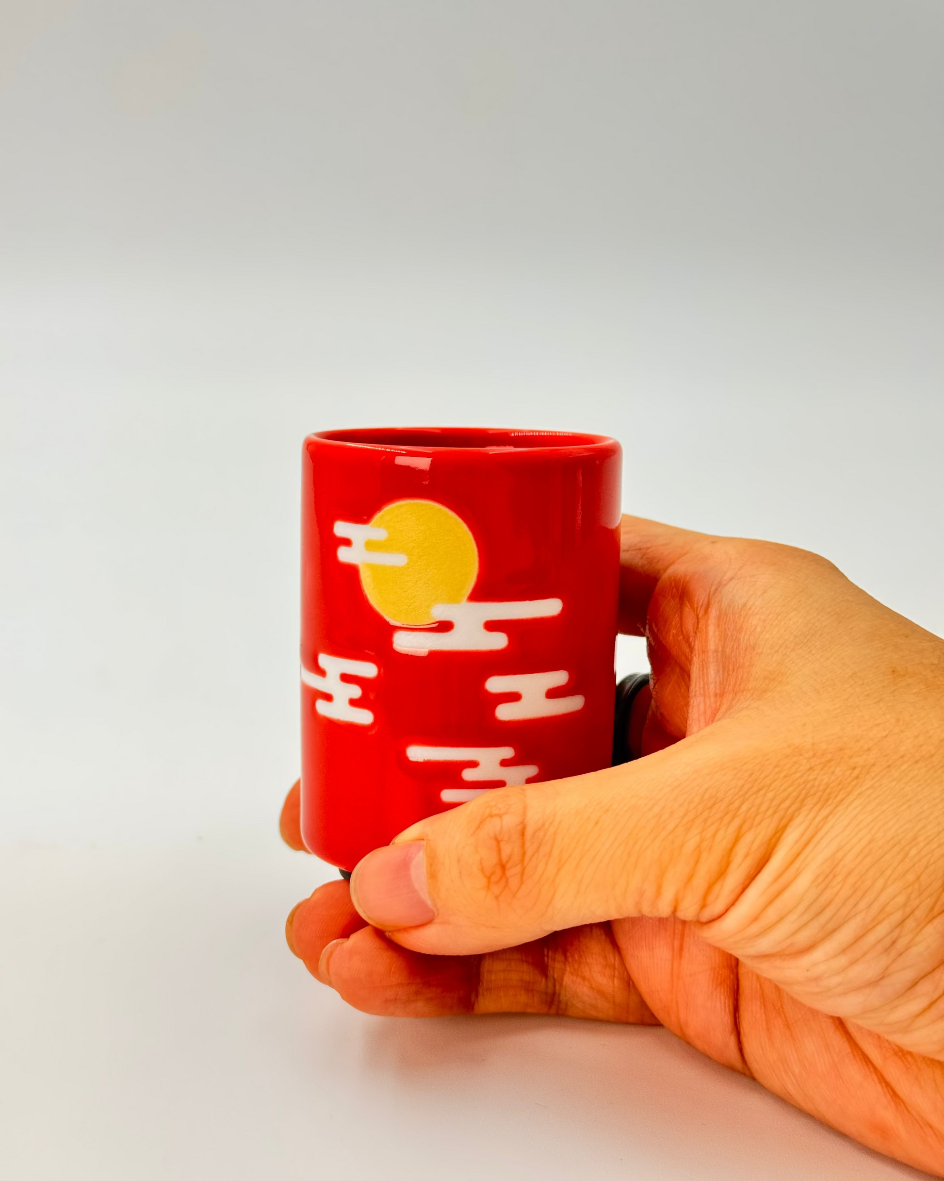 JAPANESE CERAMIC TEA CUP | RED DARUMA | MINO WARE 美濃土産