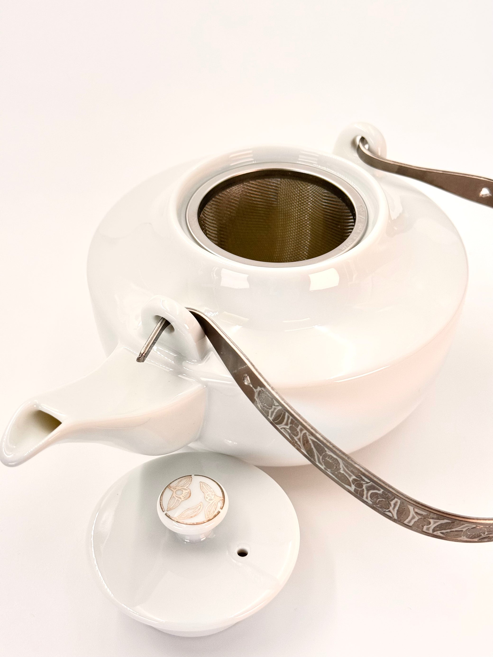 HANDMADE JAPANESE HAKURO TEAPOT | NISHIKAWA JAPAN