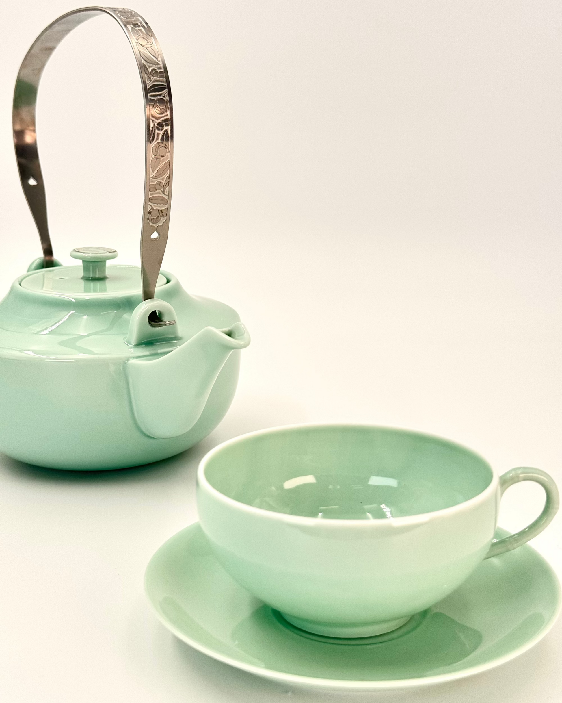 HANDMADE JAPANESE SUIU TEAPOT | NISHIKAWA JAPAN