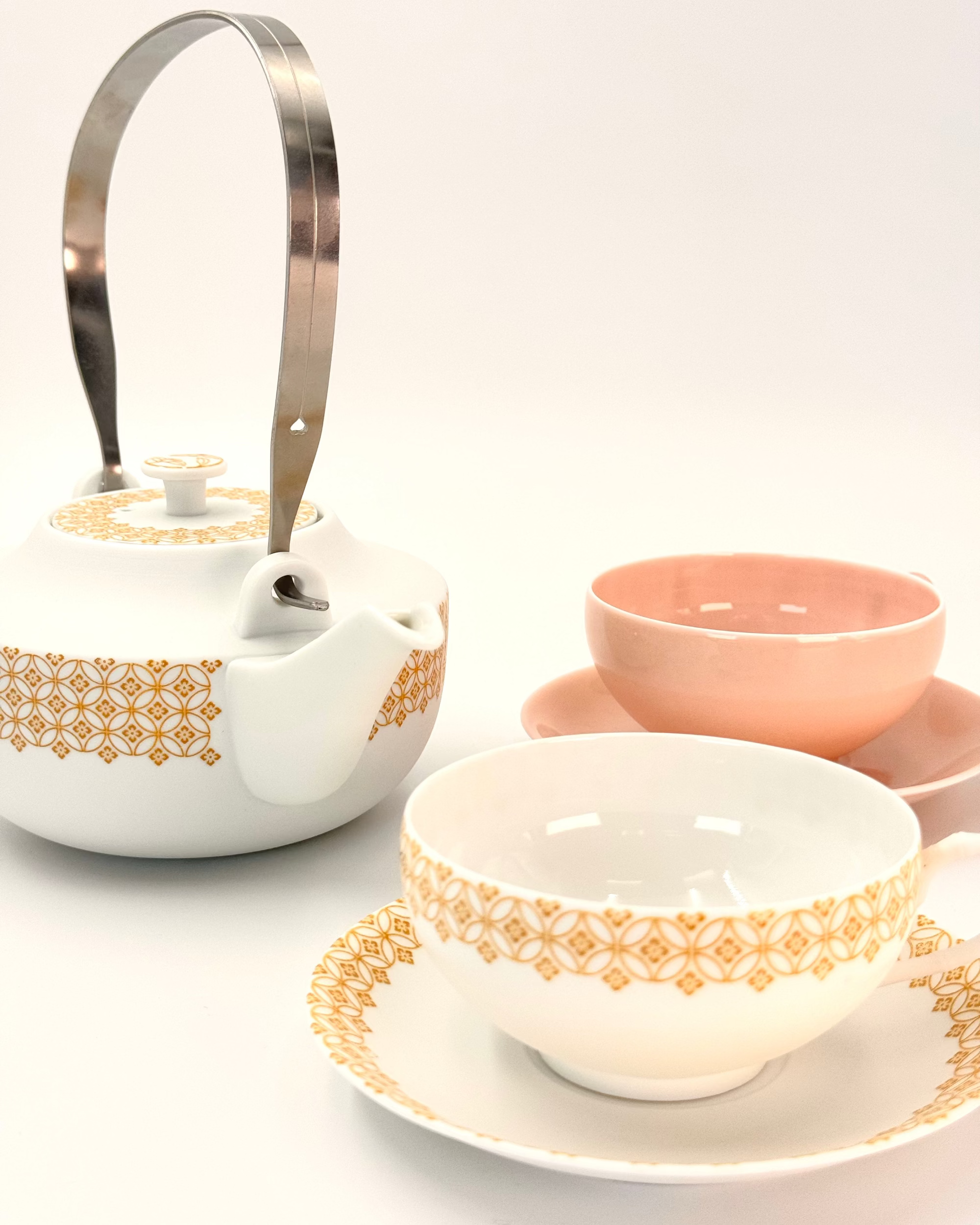 HANDMADE JAPANESE KAUN TEACUP &amp; SAUCER | NISHIKAWA JAPAN