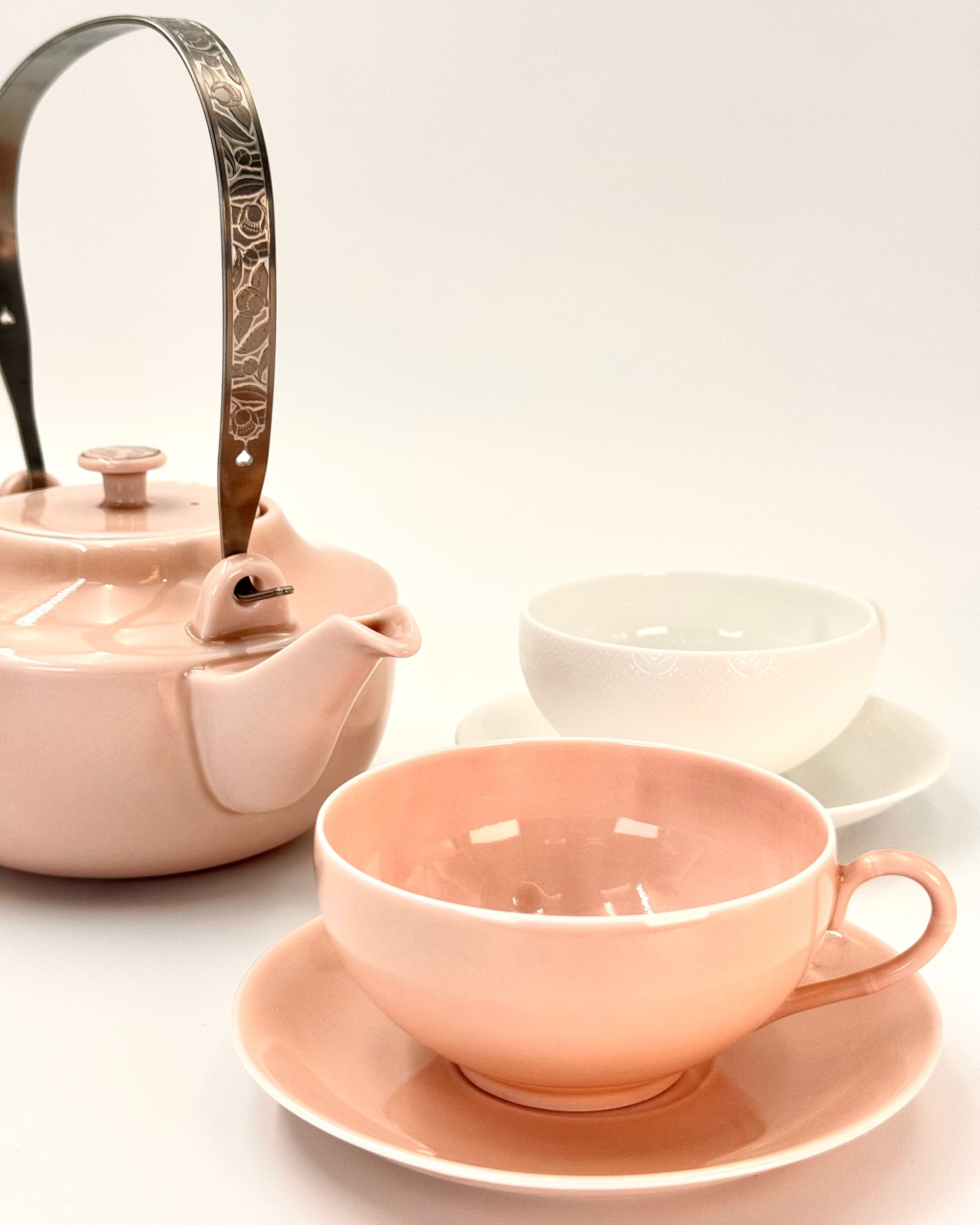 HANDMADE JAPANESE NAGIKA TEACUP &amp; SAUCER | NISHIKAWA JAPAN
