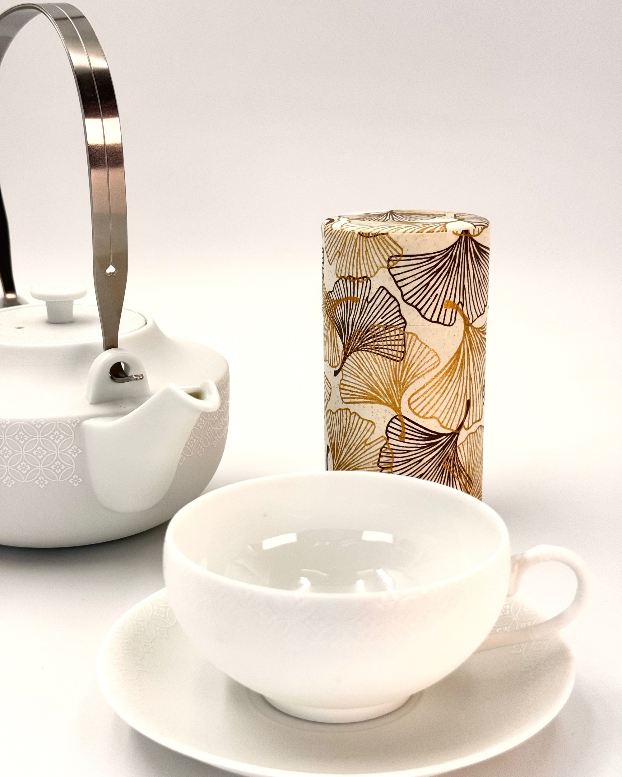 HANDMADE JAPANESE NAGIKA TEACUP &amp; SAUCER | NISHIKAWA JAPAN