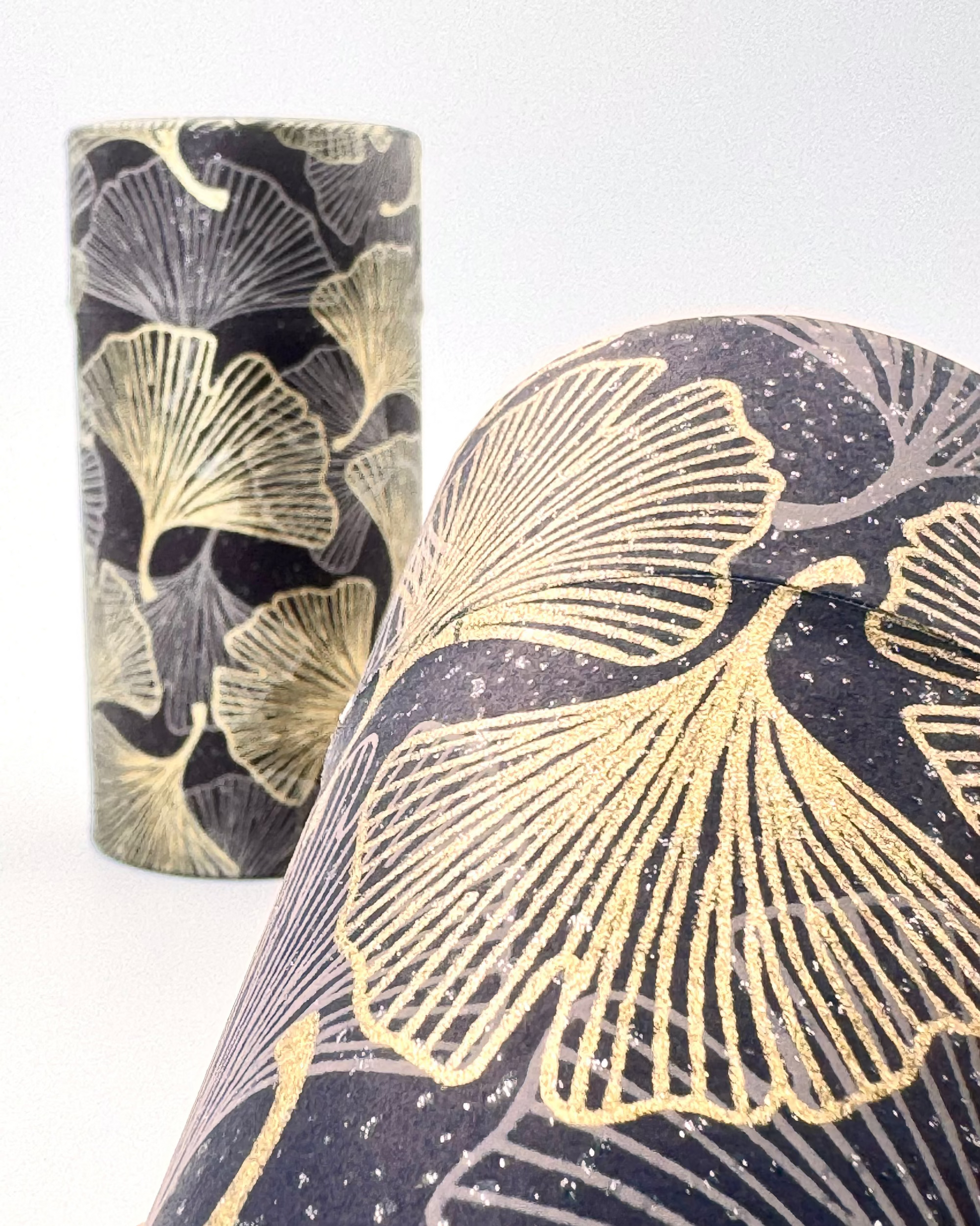 KYOTO YUZEN WASHI TEA CANISTER | BLACK GOLDEN | NISHIKAWA