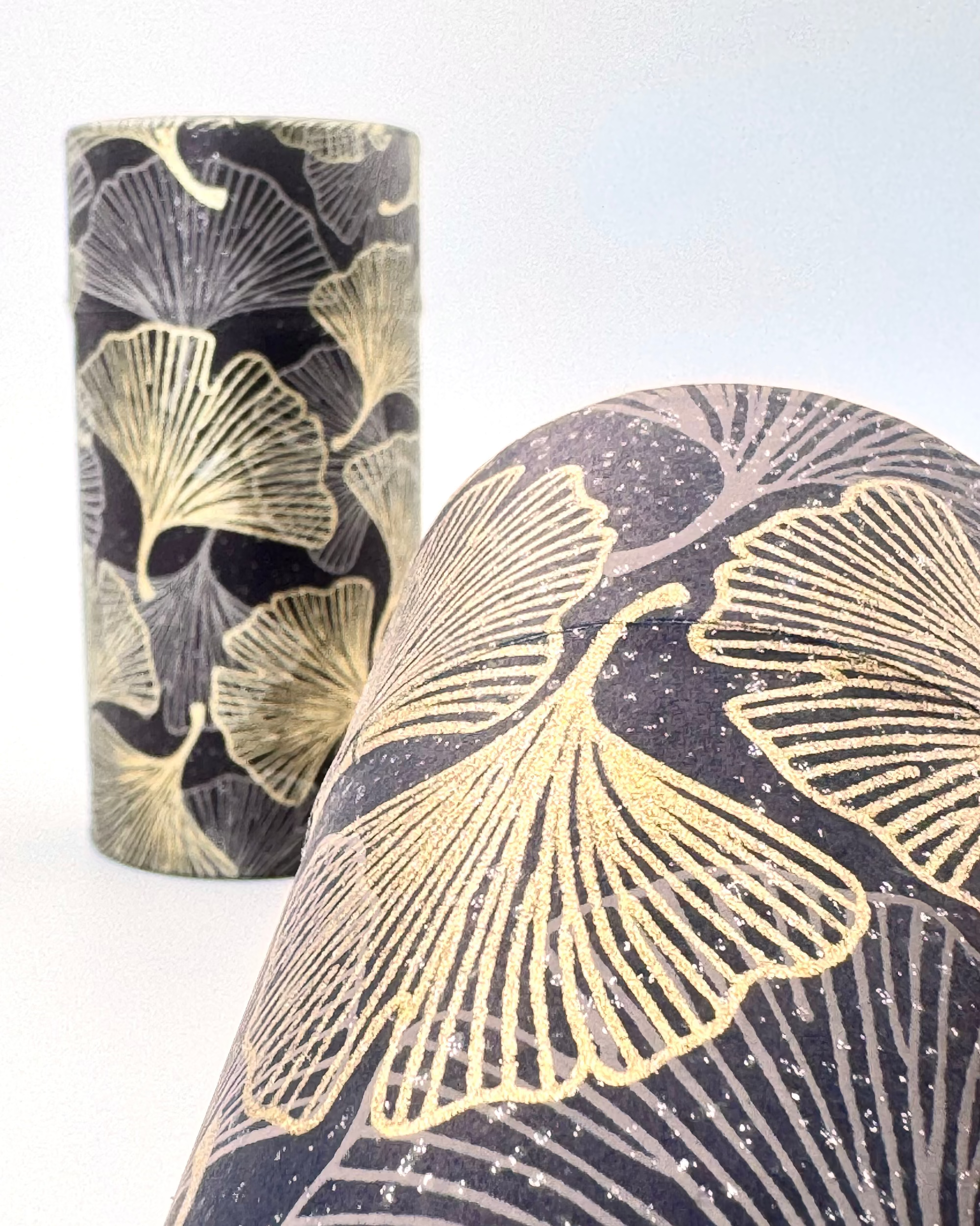 KYOTO YUZEN WASHI TEA CANISTER | BLACK GOLDEN | NISHIKAWA