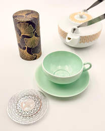 JAPANESE STAINLESS STEEL TEA FLOWER COASTER &amp; TEA STRAINER | NISHIKAWA
