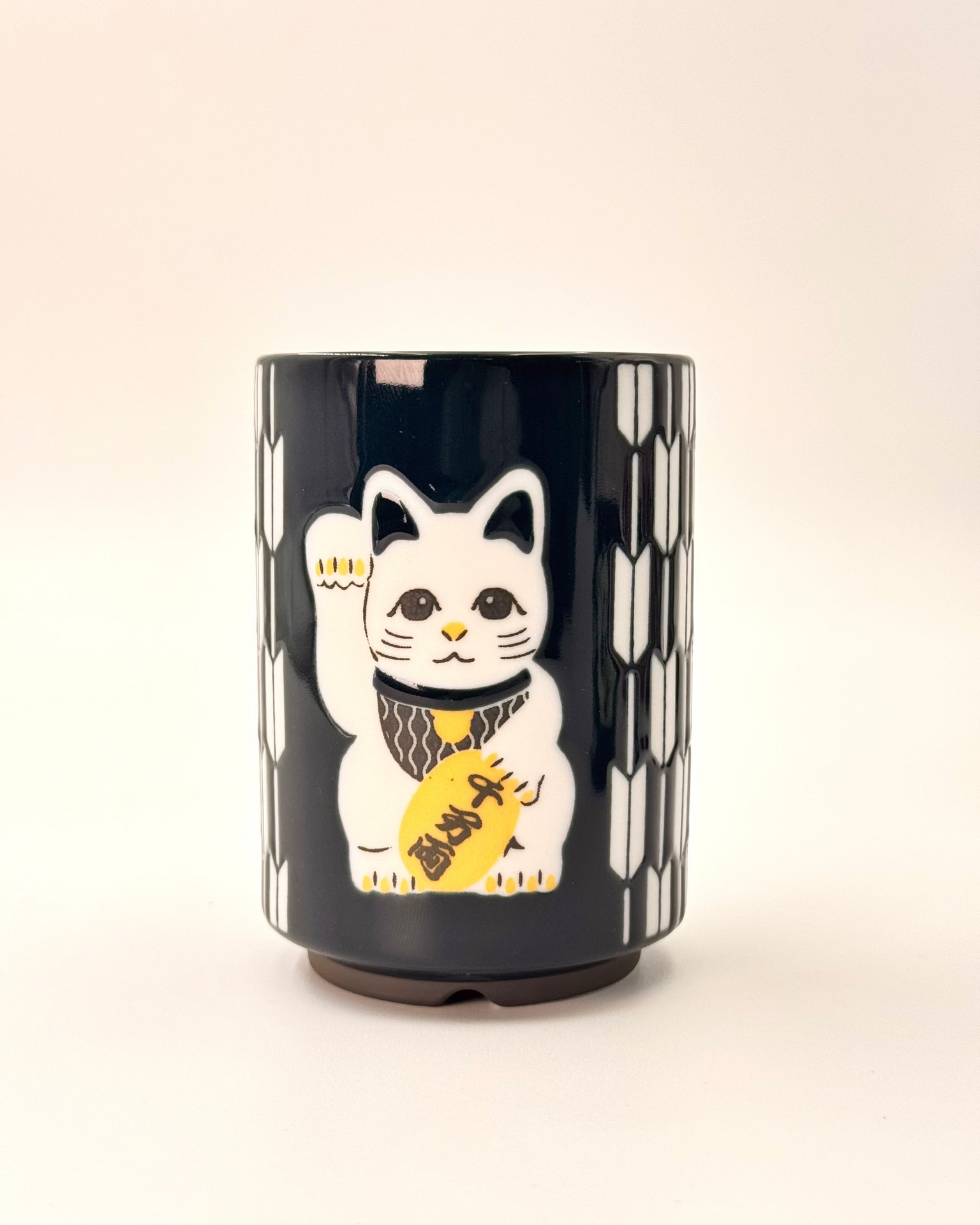 JAPANESE CERAMIC TEA CUP | BLUE MANEKI-NEKO  | MINO WARE 美濃土産