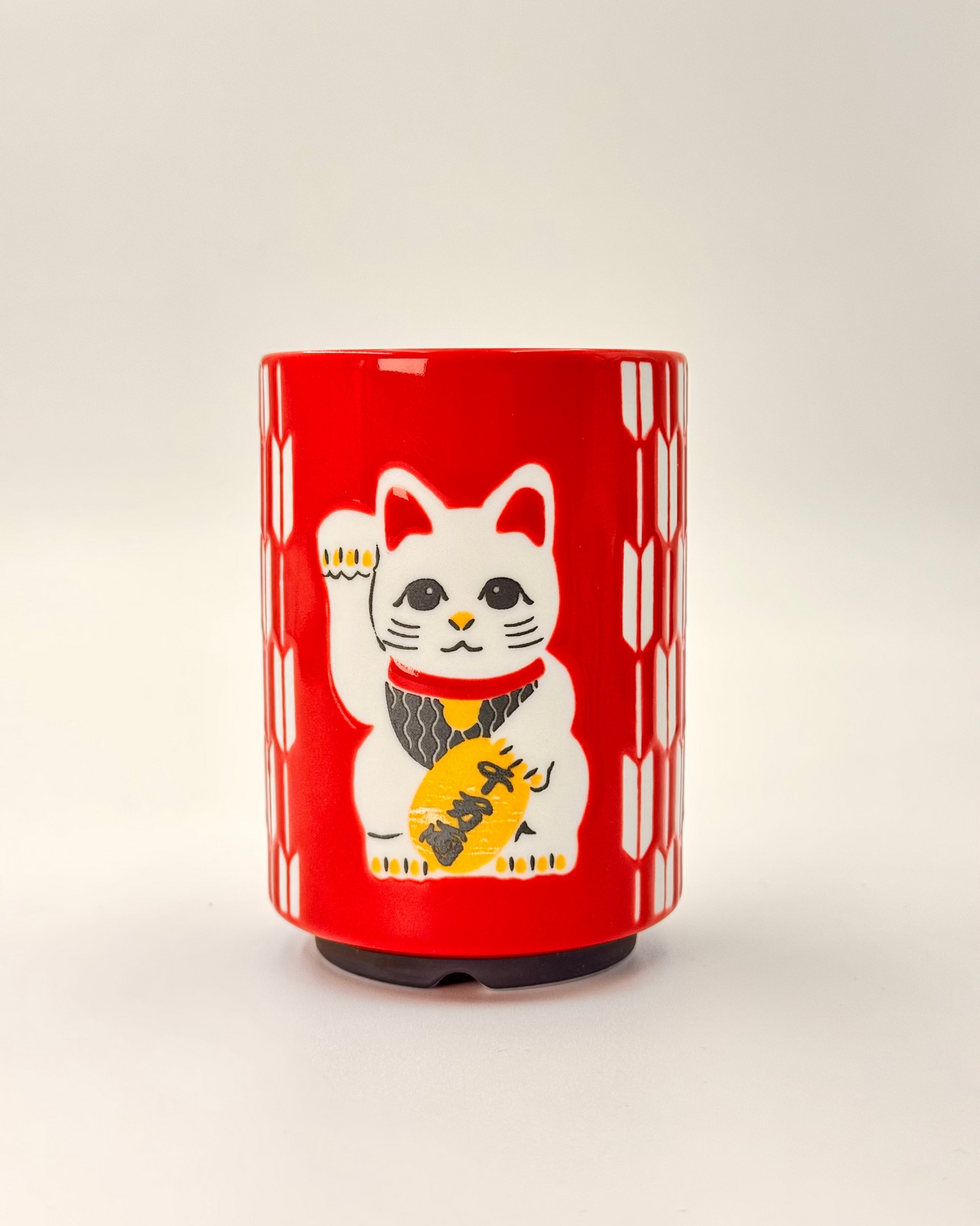 JAPANESE CERAMIC TEA CUP | RED MANEKI-NEKO | MINO WARE 美濃土産