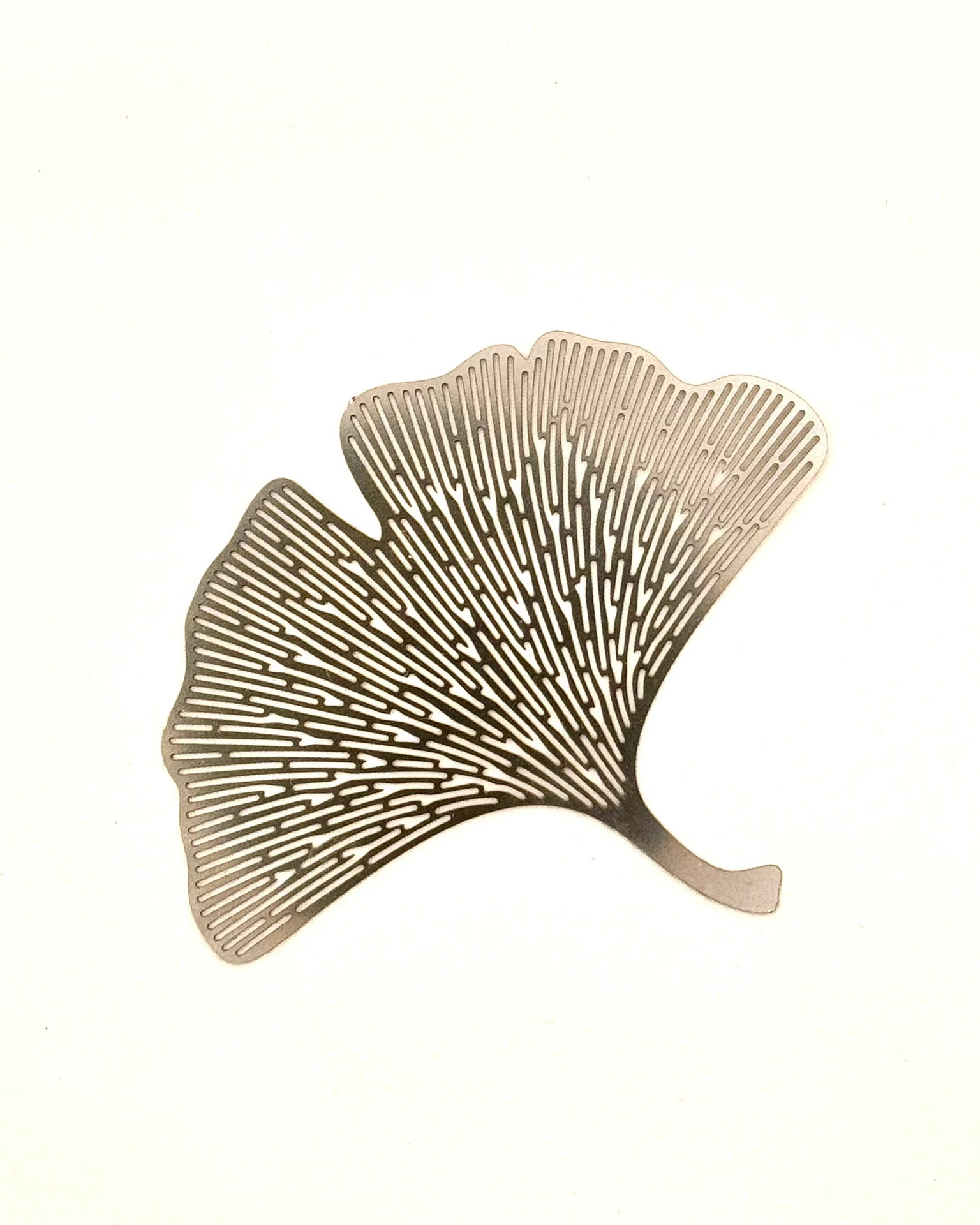 JAPANESE STAINLESS STEEL GINKGO LEAF COASTER &amp; TEA STRAINER | NISHIKAWA